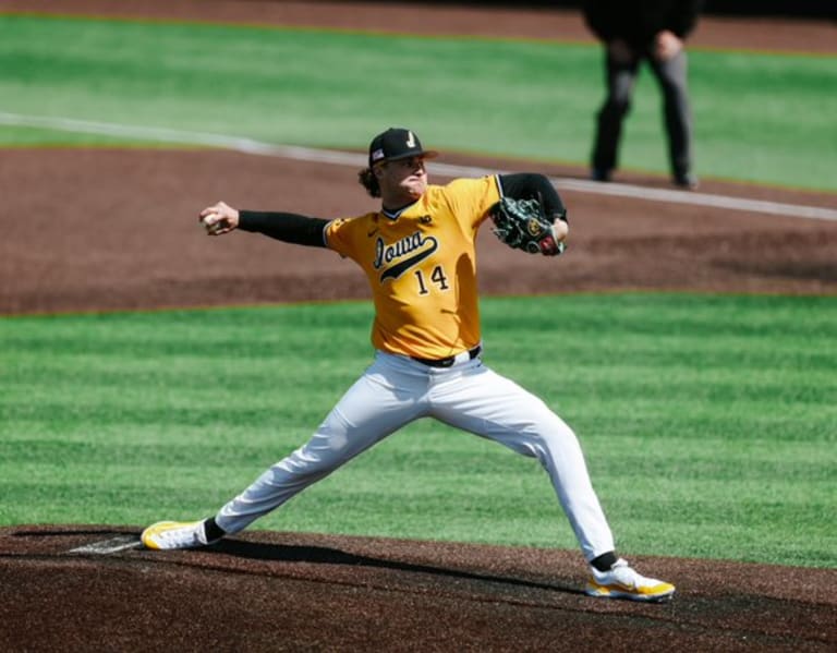 olympic-spotlight-iowa-baseball-sweeps-rutgers-hawkeye-beacon-iowa-hawkeyes-football