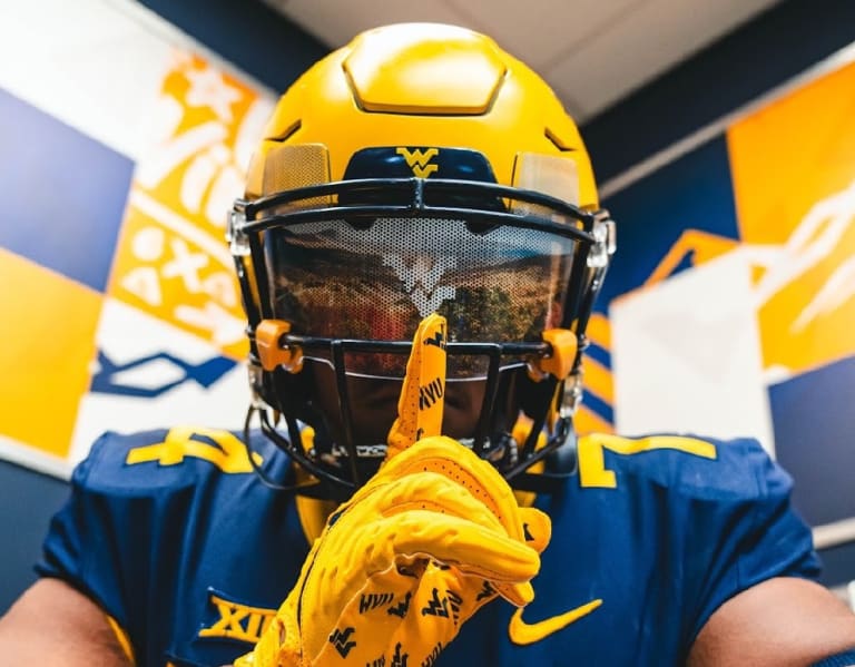 WVSports  –  2025 DL Moore finds comfort level on West Virginia official visit