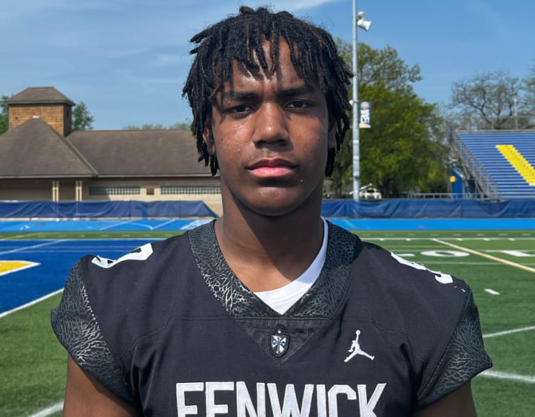 2025 1 ranked DE Nate Marshall commits to Michigan Maize&BlueReview