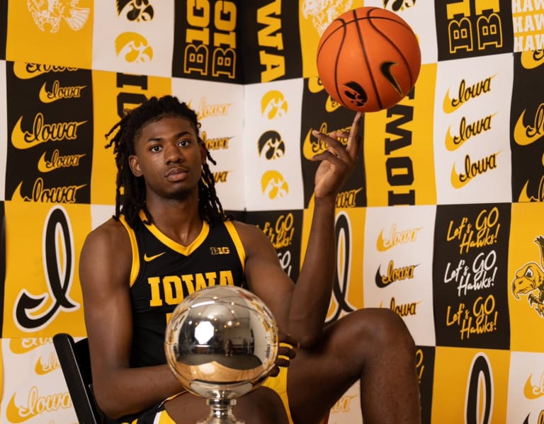 Go Iowa Awesome  –  Four-Star PF Pharaoh Compton Talks Iowa Official Visit