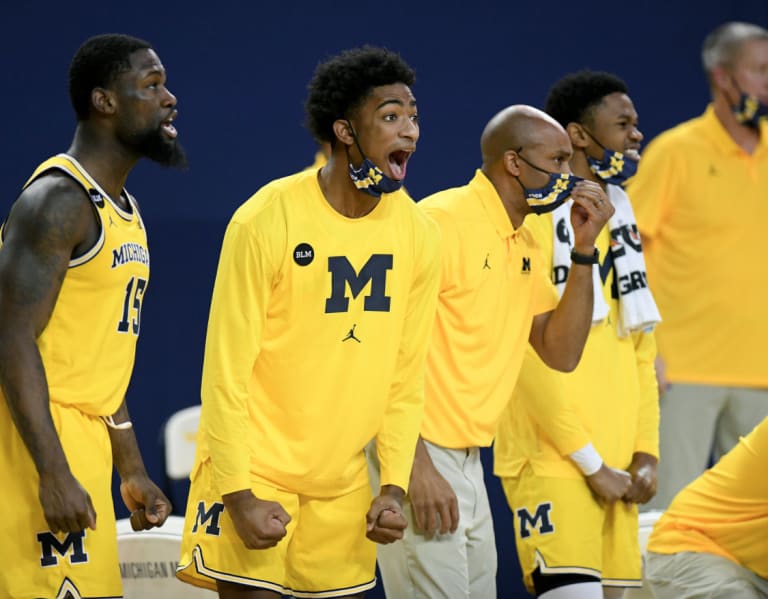 The Michigan Wolverines' Basketball Team Rose From No. 25 To No. 19 In ...