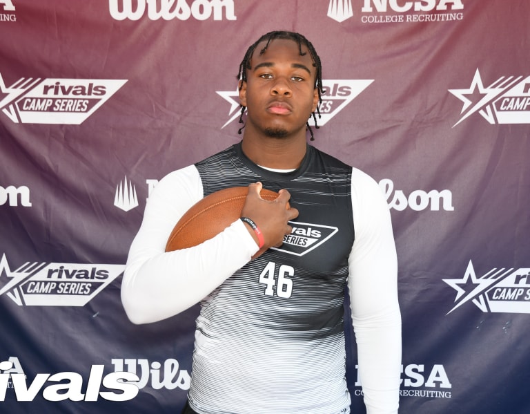 Florida pass rusher bonds with Coleman, sets OVs Florida pass rusher bonds with Coleman, sets OVs