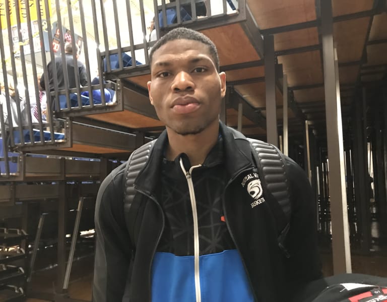 Okoro records doubledouble at Bank of O'Fallon Shootout