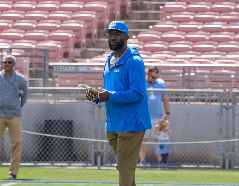 UCLA Football Showcase: DeShaun Foster Inspires Fan Engagement and Revives Traditions