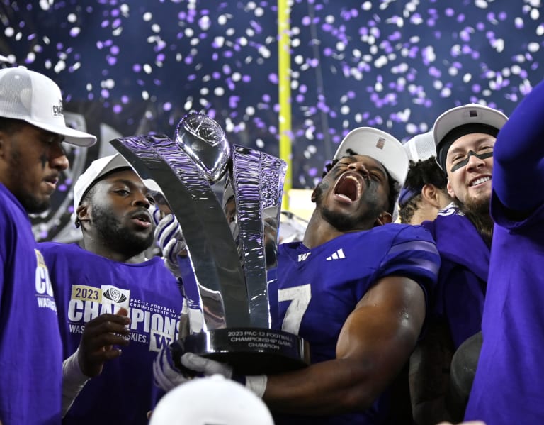 Washington Huskies Finish Season Undefeated, Secure Playoff Spot with