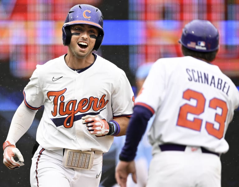 Clemson Tigers Rally To Sweep Xavier In 11 7 Victory Marchal Shines In