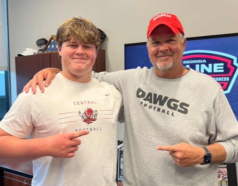 2025 offensive lineman Mal Waldrep talks about his offer from
