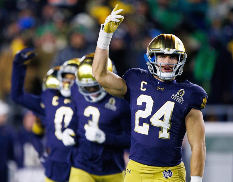 Notre Dame defense, home crowd delivers in raising bar for playoff Irish