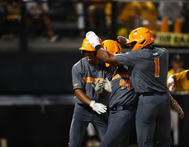 Vols punch ticket to College World Series with win over Southern