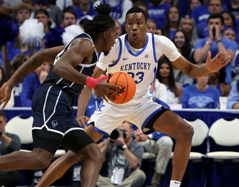 Ugonna Onyenso Declares for NBA Draft, Kentucky Players Transfer
