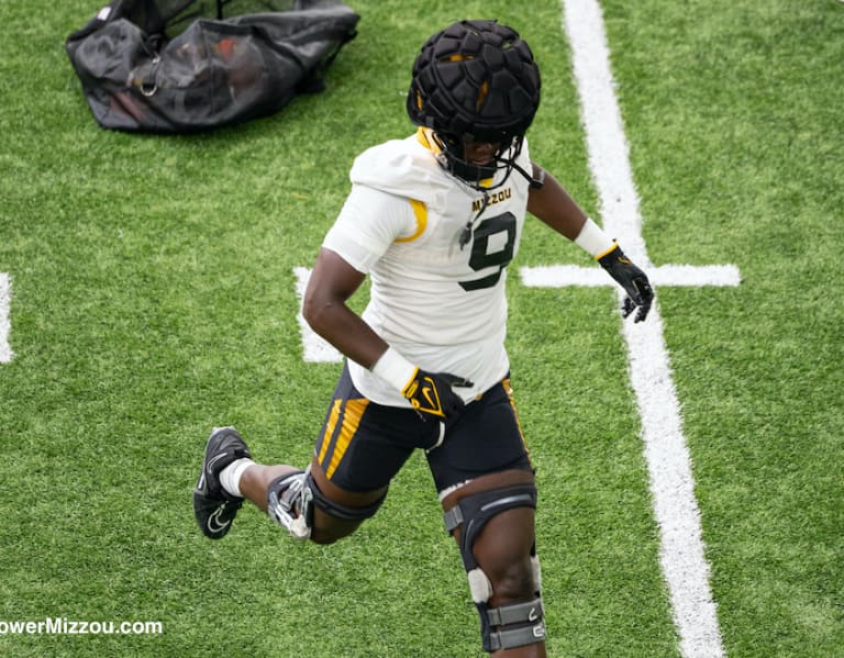 Q&A with Missouri defensive end Zion Young