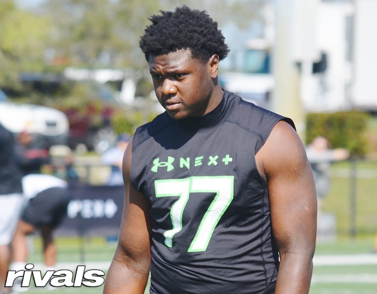 2025 5-star DL Armondo Blount felt at home during Saturday visit to FSU -  TheOsceola