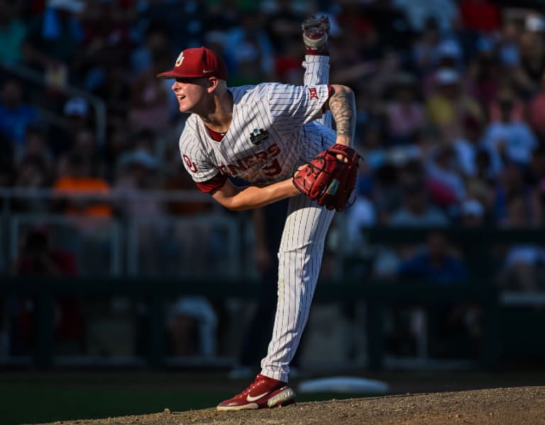 COLLEGE WORLD SERIES: Notre Dame Loses to Oklahoma, 6-2 - One Foot