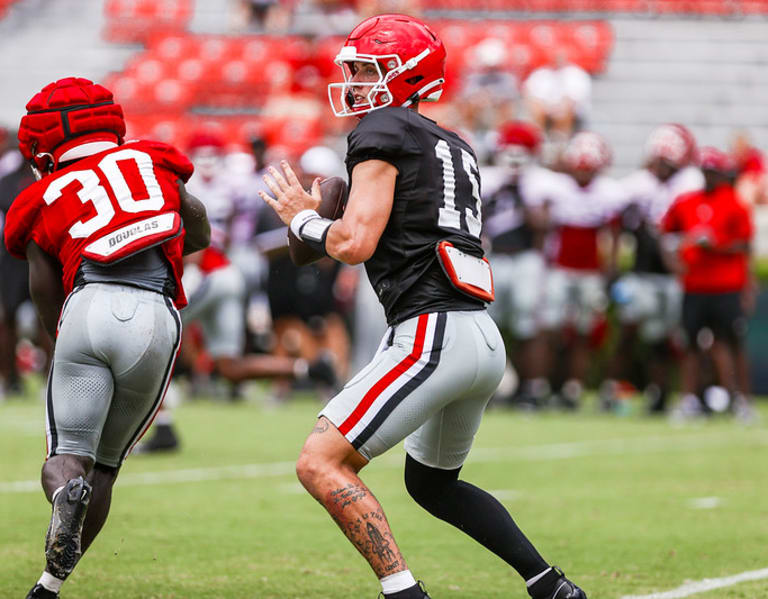 Carson Beck Named Bulldogs' Starting Quarterback Coach Kirby