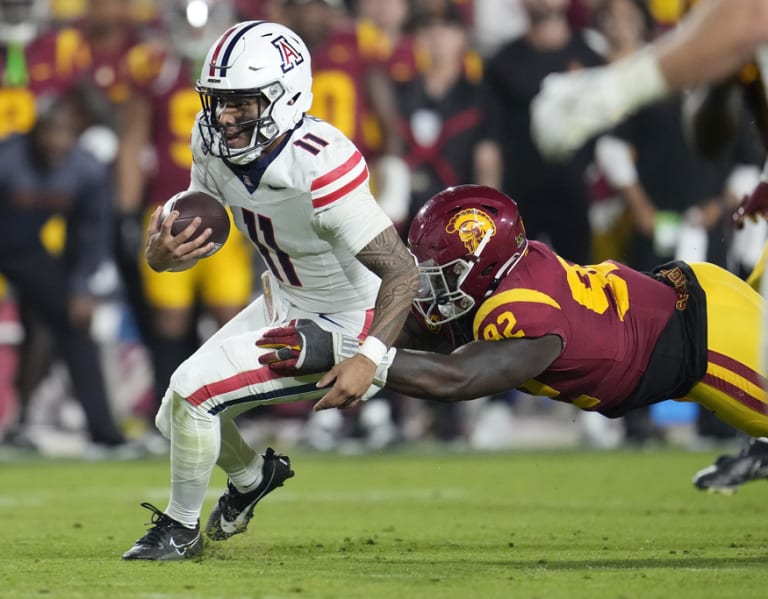 Arizona QB Noah Fifita Earns Pac-12 Freshman Of The Week - GOAZCATS ...