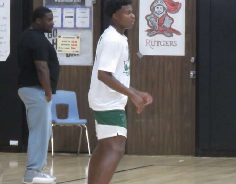 Brown makes college pick