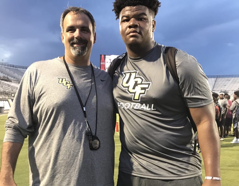 OL Allan Adams commits to UCF - UCFSports