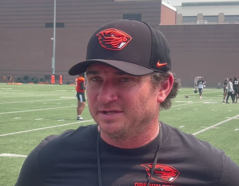 Watch Oregon State Hc Jonathan Smith Talks Fall Camp Day 11 Beaversedge 