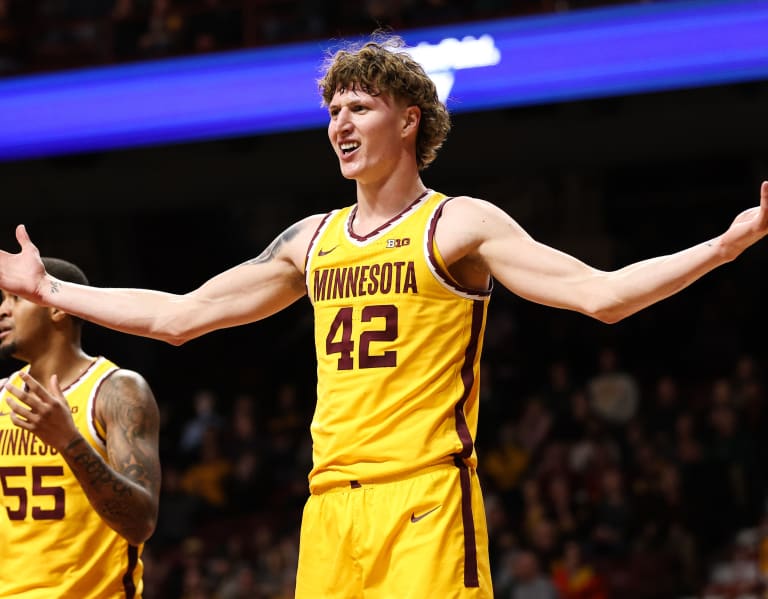 Minnesota Gophers Basketball Minnesota Center Treyton Thompson The