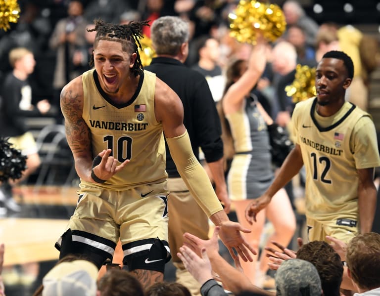 Vanderbilt basketball's veterans step up in impressive road win