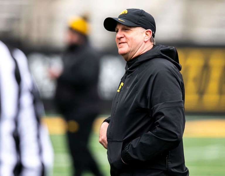 Everything Iowa DC Phil Parker Said On Facing The Vols, Nico Iamaleava ...