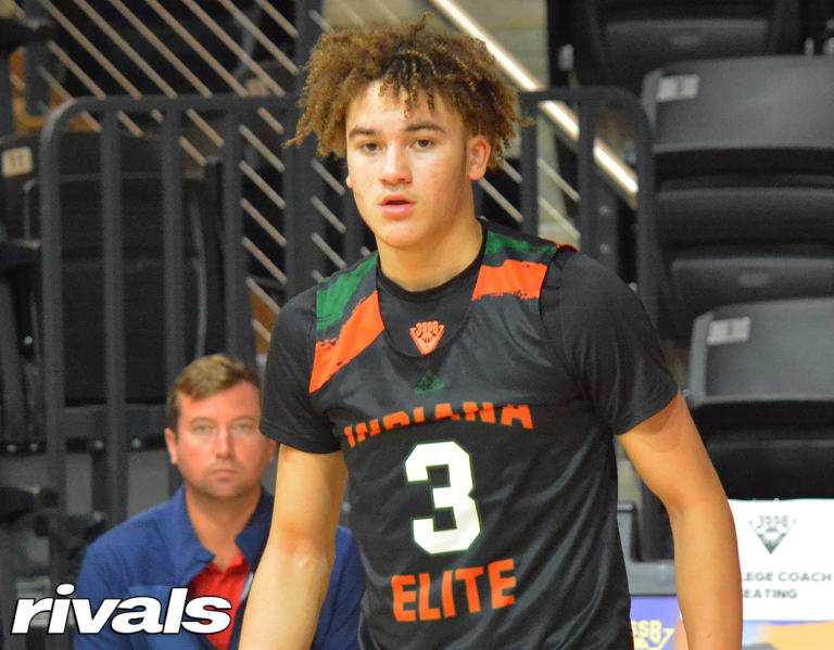 2023 SG Braeden Shrewsberry officially commits to Notre Dame