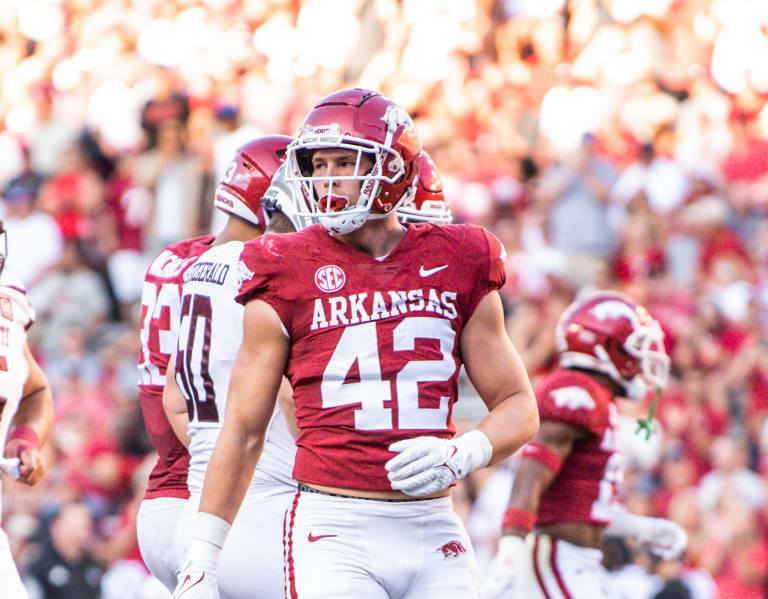 Arkansas linebacker Drew Sanders named AP First-Team All-American