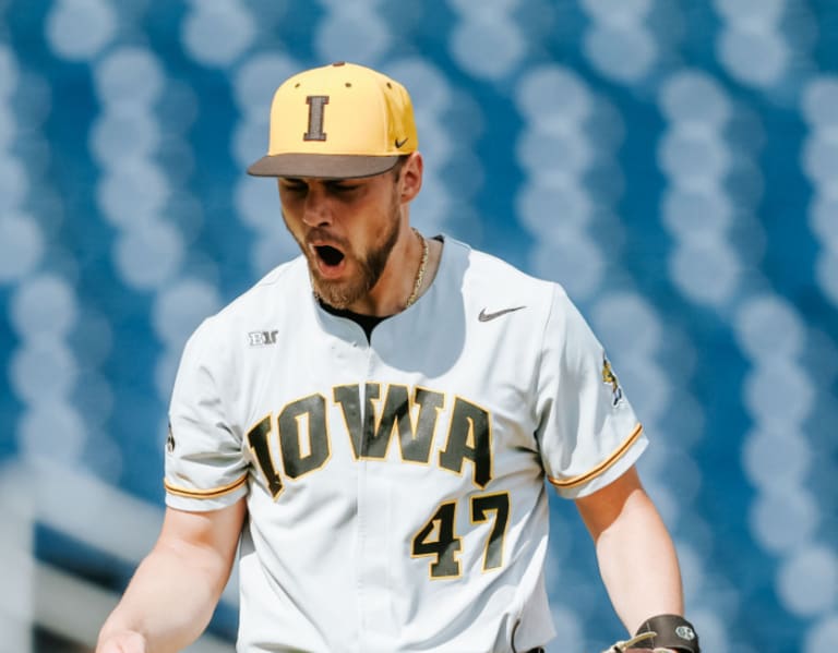 Iowa Baseball: Best photos of Hawkeyes' past two Big Ten series wins