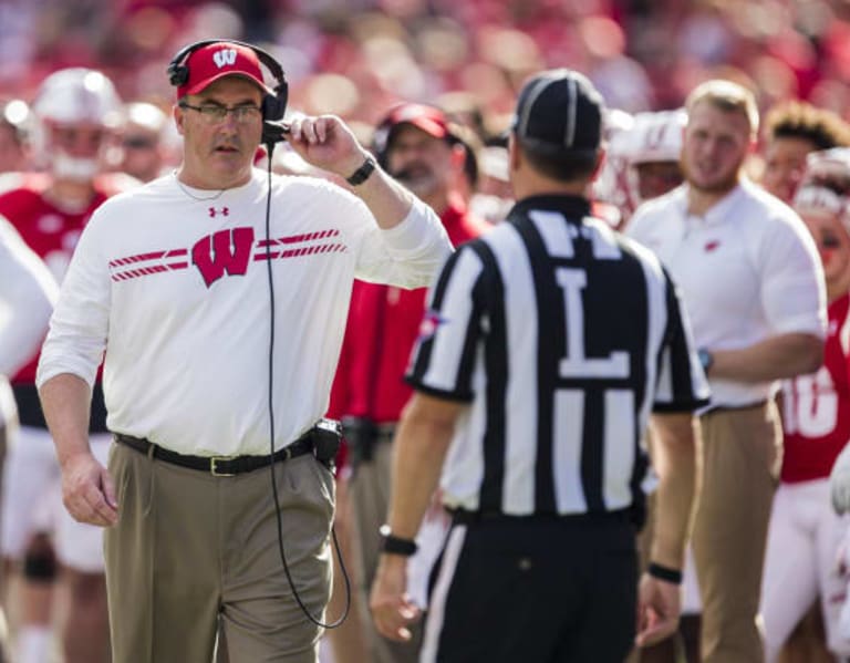 Wisconsin Releases Depth Chart And Injury Report For New Mexico State