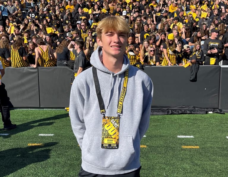 Hawkeyes Offer WR Ryan Mooney - Hawkeye Beacon: Iowa Hawkeyes Football ...