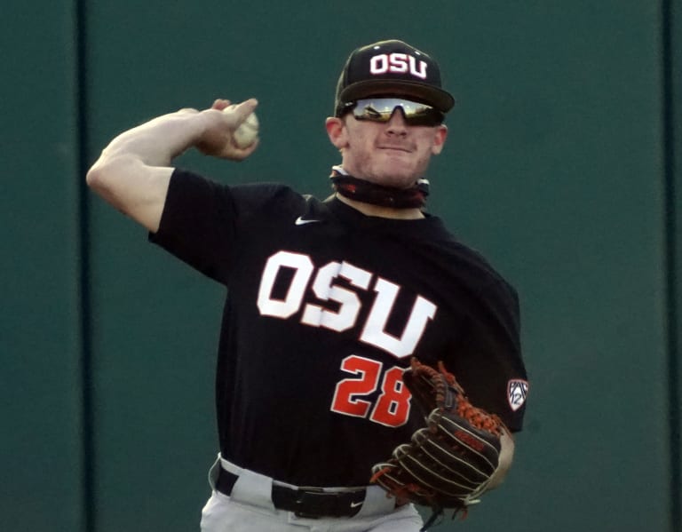 Wade Meckler Makes MLB Debut - Oregon State University Athletics