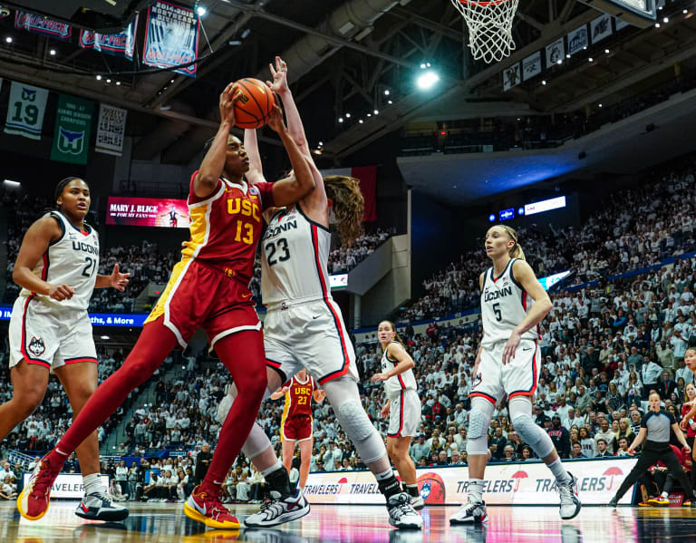 No. 4 UConn Women’s Hoops comes back down 18 but falls to No. 7 USC