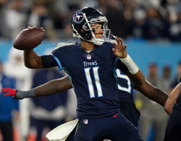 Former Tennessee quarterback Josh Dobbs to start for Titans on