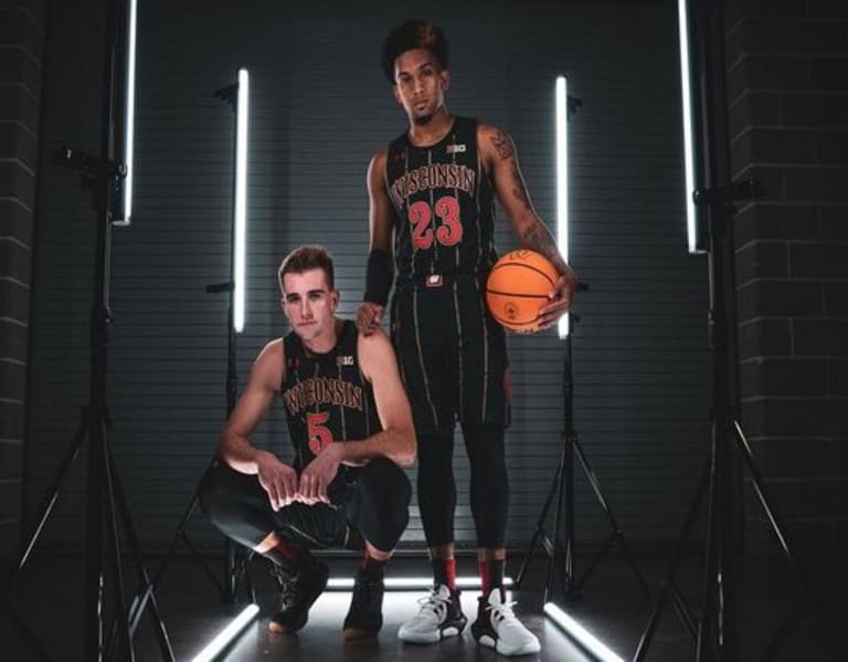 Badgers basketball teams unveil new alternate uniforms