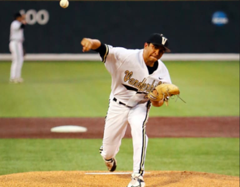 Carson Fulmer - Great Pitcher  Baseball outfit, Vanderbilt football,  Vanderbilt