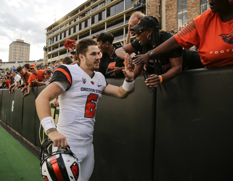 Watch: Former Oregon State star Jake Luton throws a touchdown pass