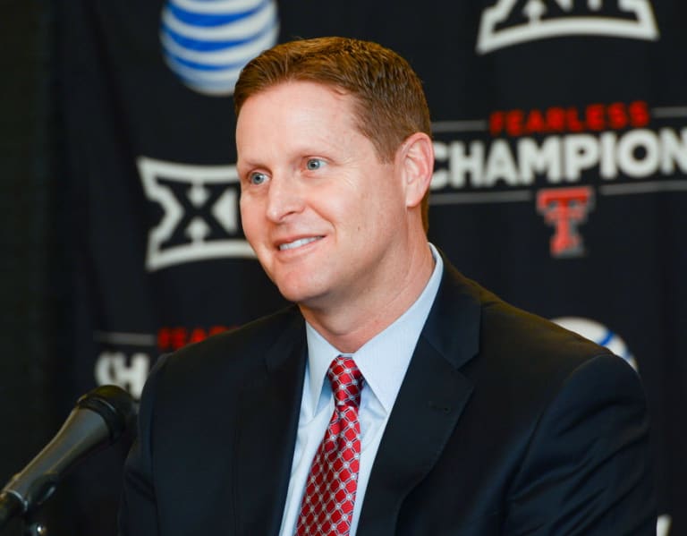 Takeaways: Hocutt addresses recent uniform issue and more on radio show ...