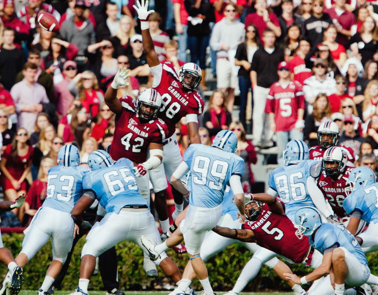 Travian Robertson, South Carolina Football