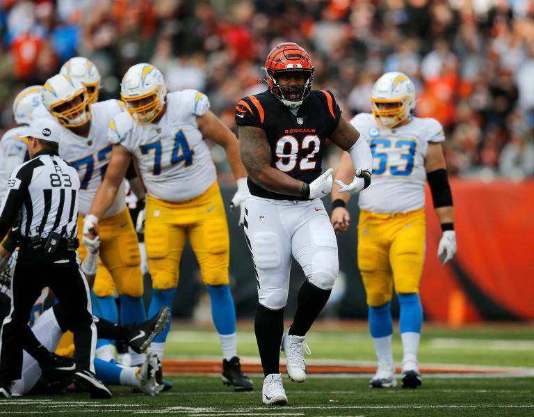 Cincinnati Bengals defensive end B.J. Hill (92) warms up before an