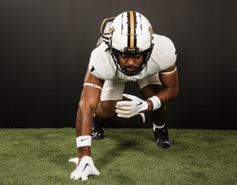 Vanderbilt Lands Zion Lawson, Defensive End, in the 2025 Recruiting