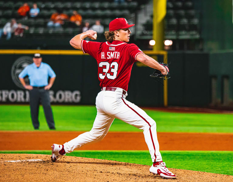 Hagen Smith Strikes Out 11 as Arkansas Tops South Carolina 2-1 in Series Opener