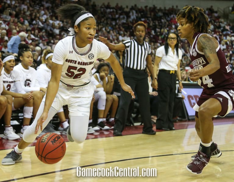 What South Carolina coach Dawn Staley said about Teaira McCowan