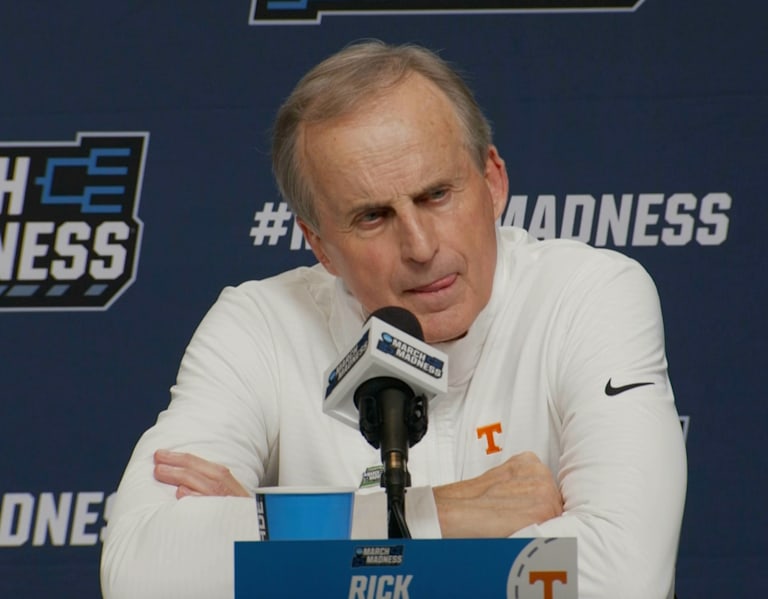 WATCH: Tennessee's Rick Barnes, players react to Sweet 16 berth