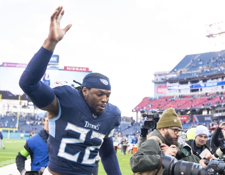 Tide Watch: Week 18: Derrick Henry Electrifies In Season Finale ...