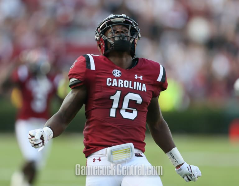 Watch as Alshon Jeffery's jersey is retired at Williams-Brice