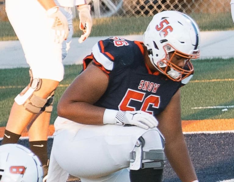 Auburn Football Prepares for Early Signing Day with Focus on Key