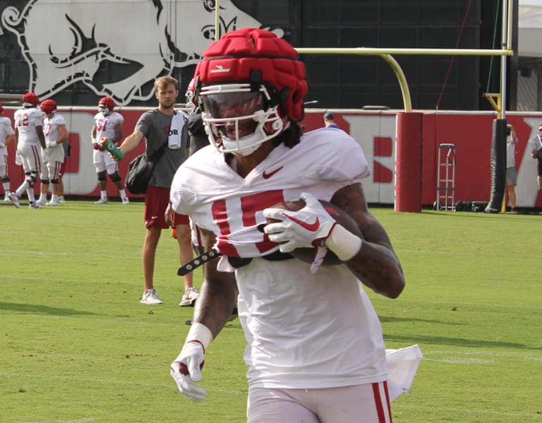 HawgBeat  –  Arkansas Fall Camp Notebook: Takeaways from practice No. 13