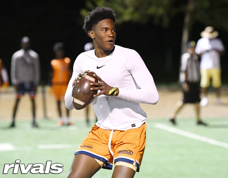 Deuce Knight, a 4-star 2025 quarterback, transfers to Lipscomb Academy