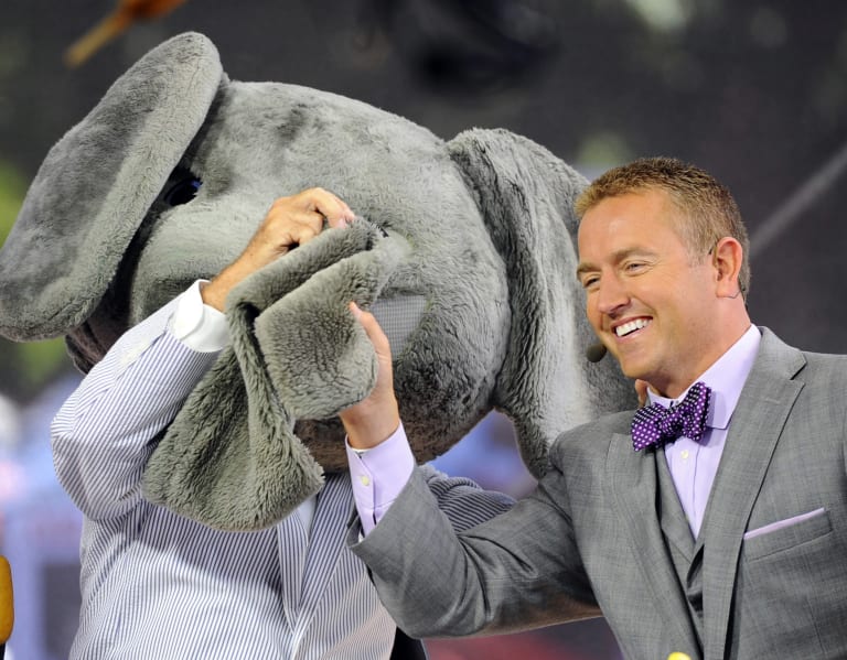 Why is Kirk Herbstreit calling NFL games? How ESPN college