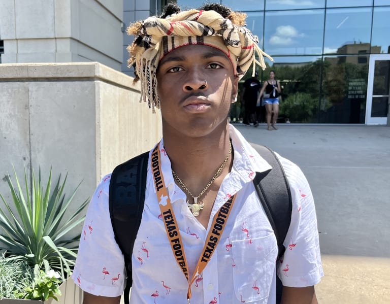 Texas Impresses Elite Wr Dakorien Moore At Ut's Elite Camp 